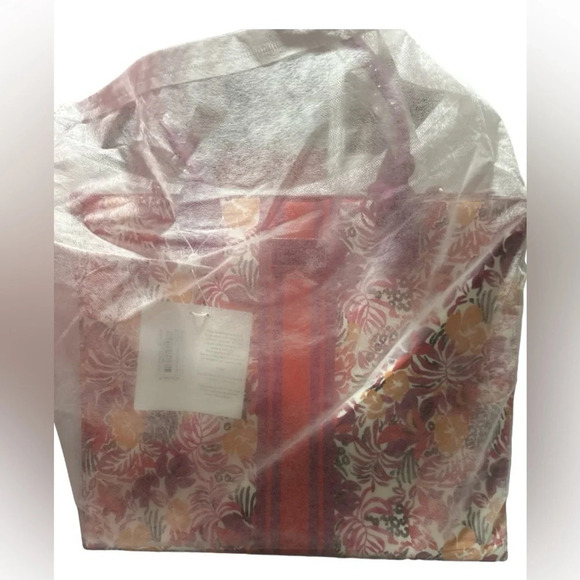 Trina Turk NWT Majorelle Garden Tote with Stripe Vegan Large Adj Strap Purse Bag - Picture 2 of 9